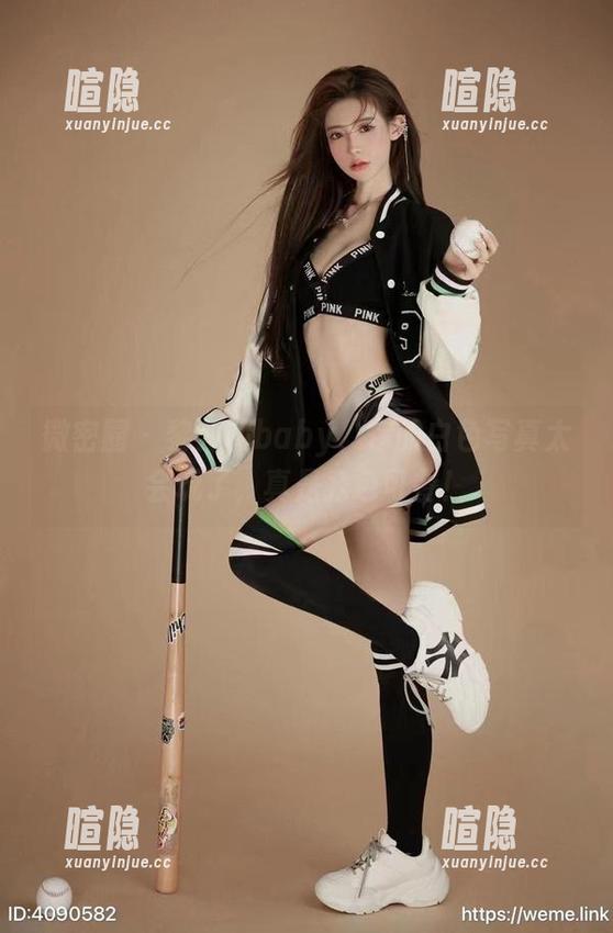 微密圈 - 黎允熙baby，你的白色写真太会玩了，真是秀色可餐！